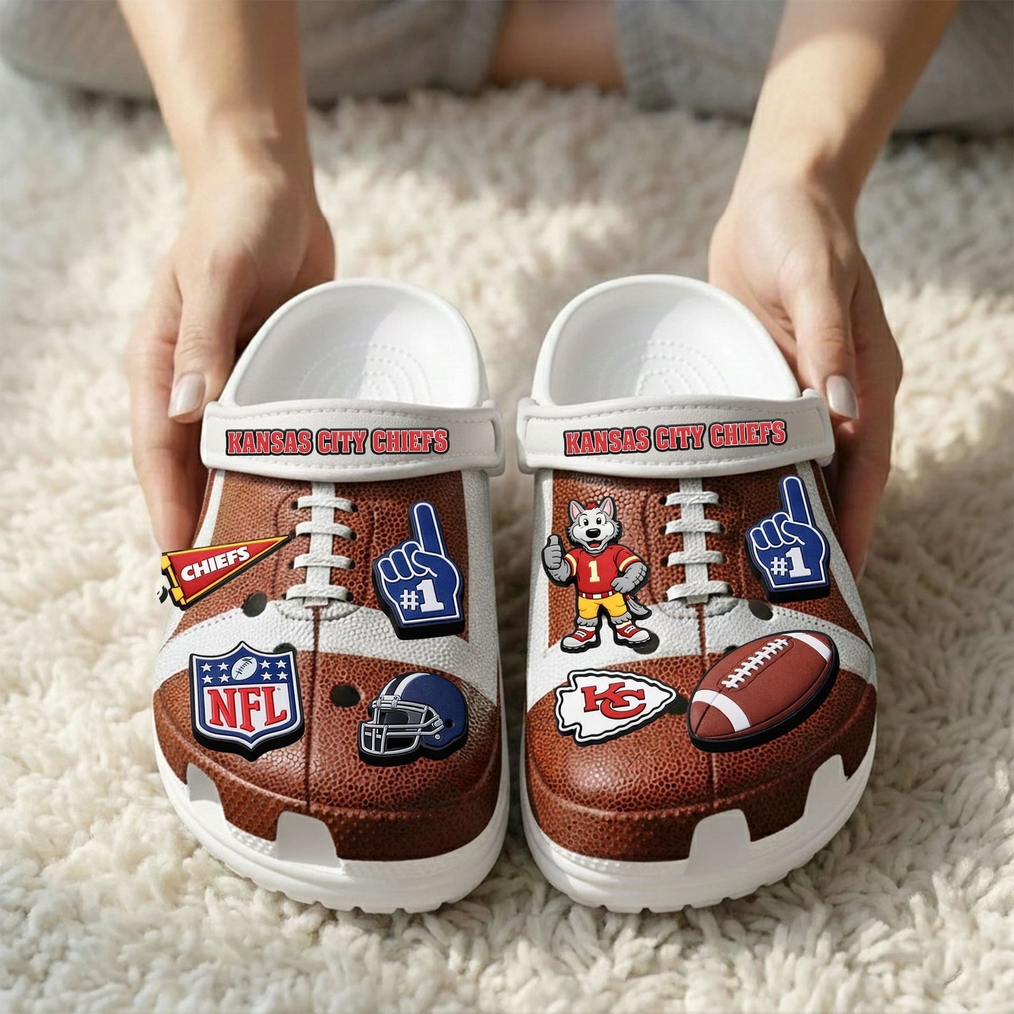 PREMIUM NFL X KC CLOGS WITH CHARMS NDT NHM