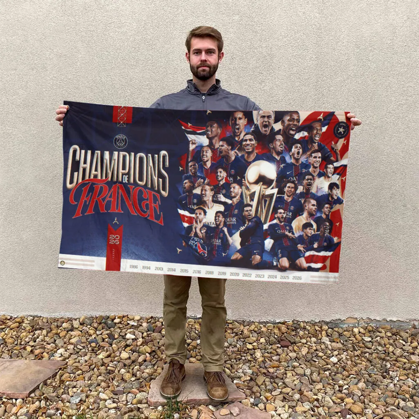 PSG x 2026 Champions Flag DATND TANTD 180526