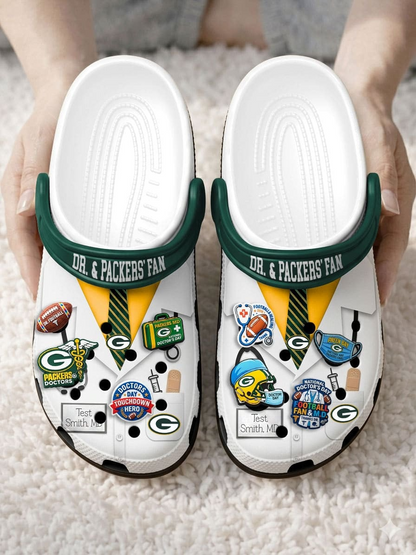 GBP PREMIUM NFL NATIONAL DOCTOR'S DAY CLOGS WITH 8 CHARMS DDT  CTND