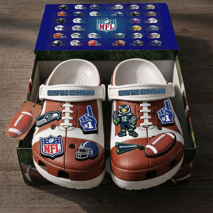PREMIUM NFL X SEA CLOGS WITH CHARMS NDT NHM